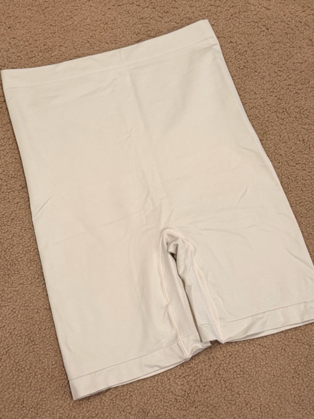 Yummie by Heather Thomson Cream High Rise Shaping Shorts Large